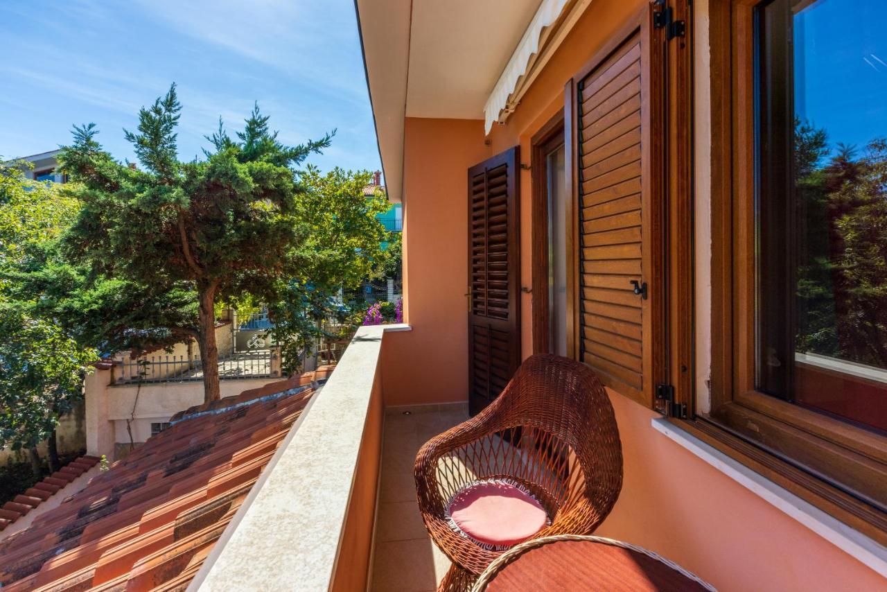 Apartments Villa Mavero Banjole Ngoại thất bức ảnh