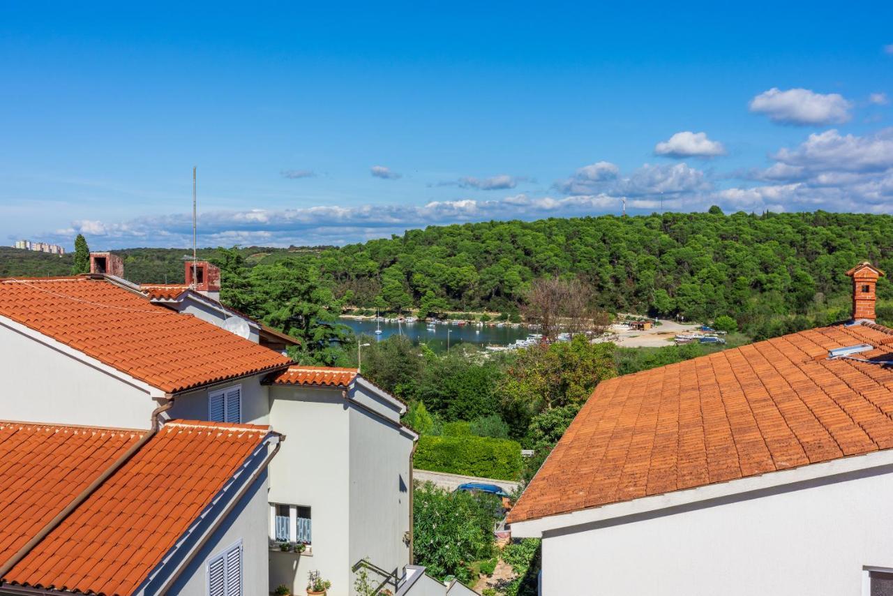 Apartments Villa Mavero Banjole Ngoại thất bức ảnh