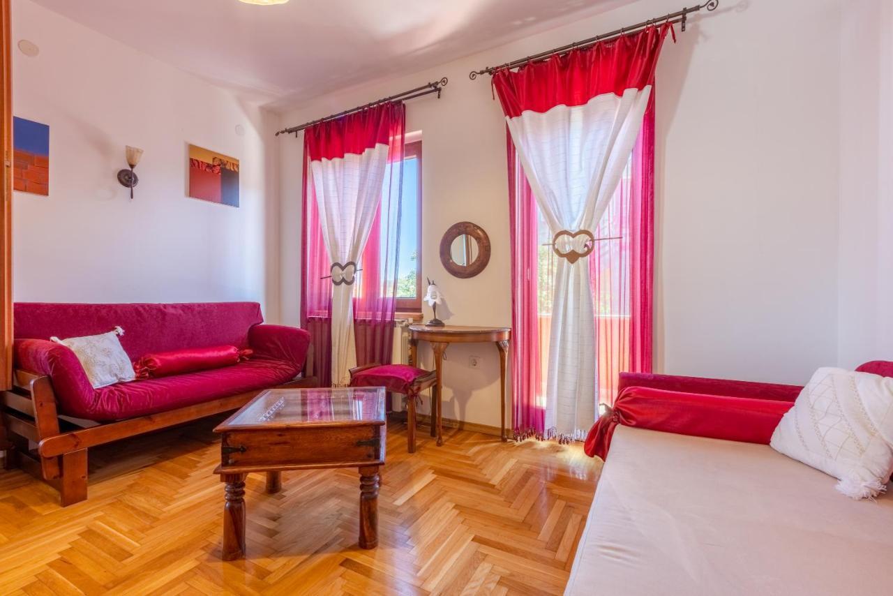 Apartments Villa Mavero Banjole Ngoại thất bức ảnh